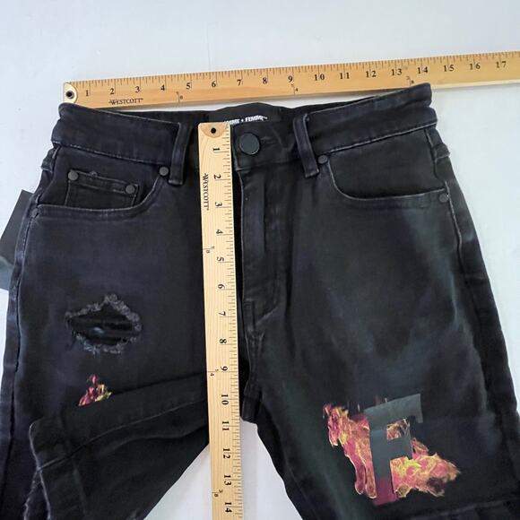 Homme + Femme NEW Distressed Flames Logo Jean Shorts Mens Sz 28 Black Stretch - Picture 9 of 11